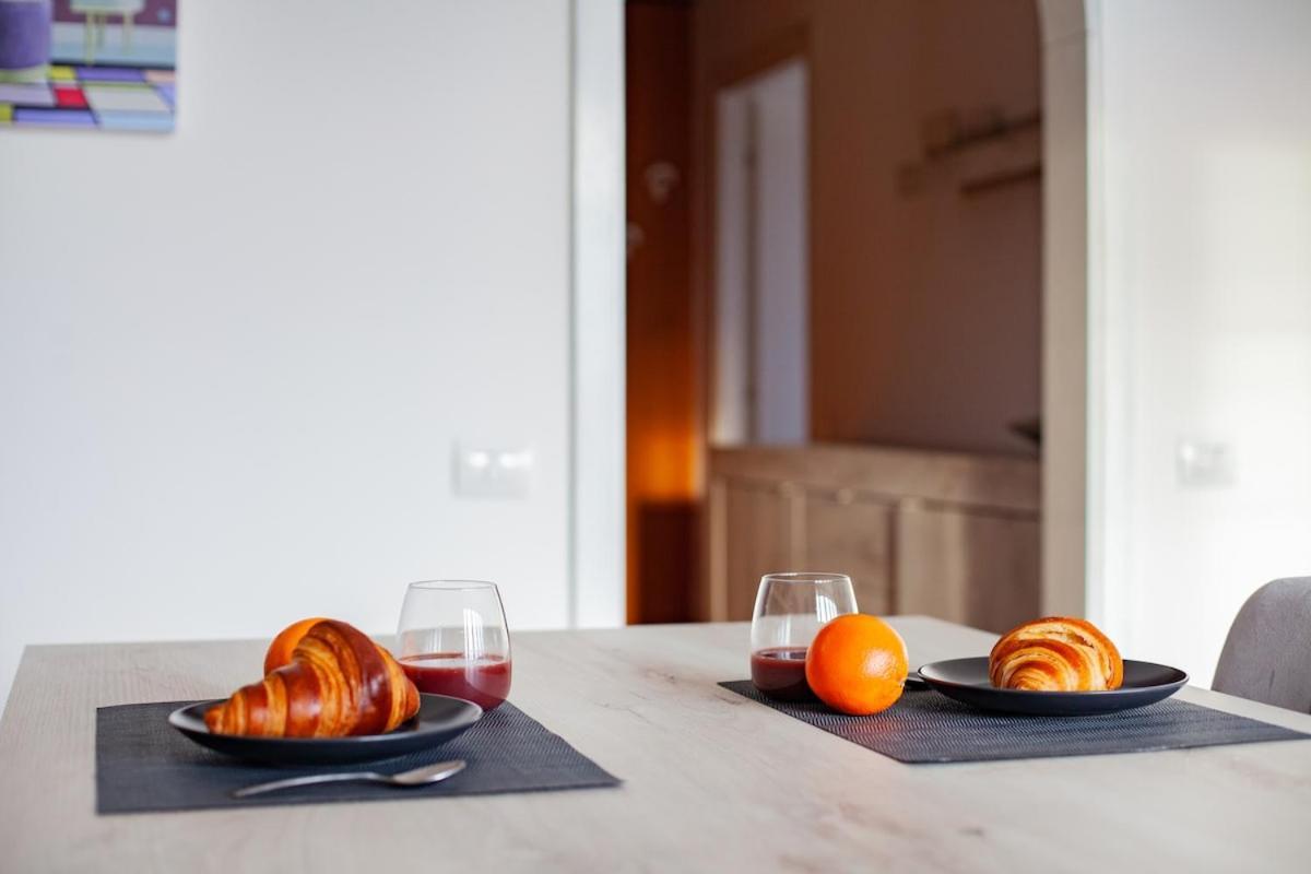 Experience Milan From The Alto Panoramic Penthouse In Milan Appartamento